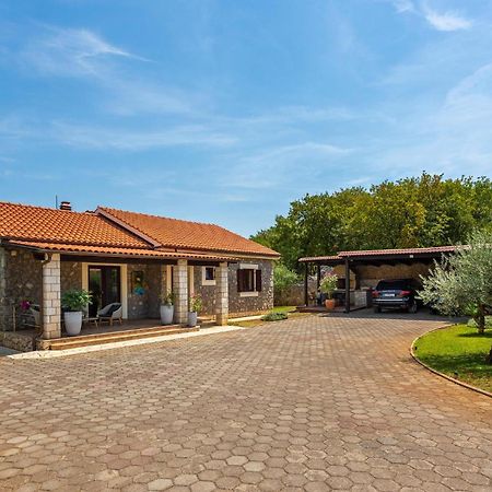 Nice Home In Lakmartin With Outdoor Swimming Pool Екстер'єр фото