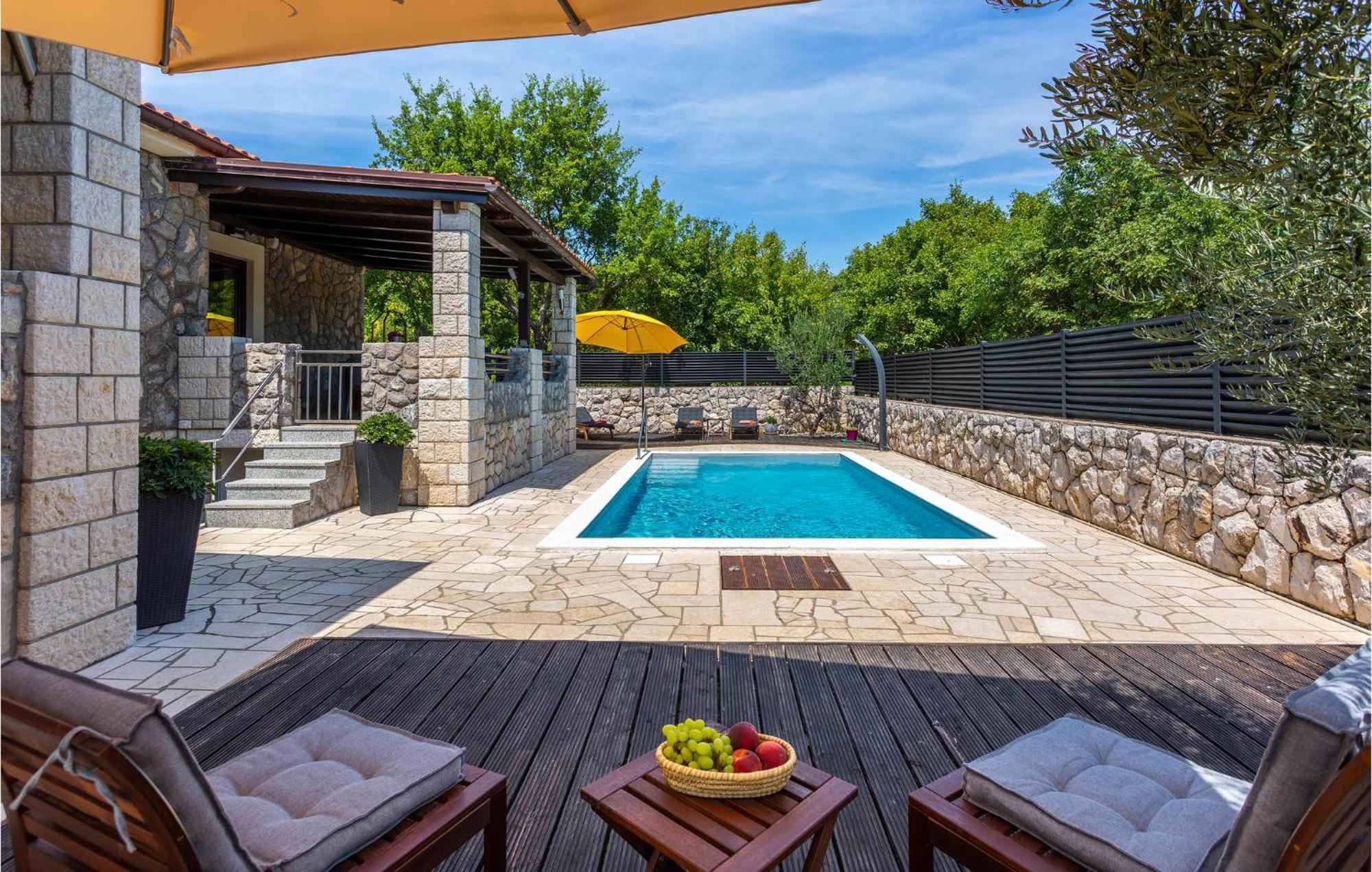 Nice Home In Lakmartin With Outdoor Swimming Pool Екстер'єр фото
