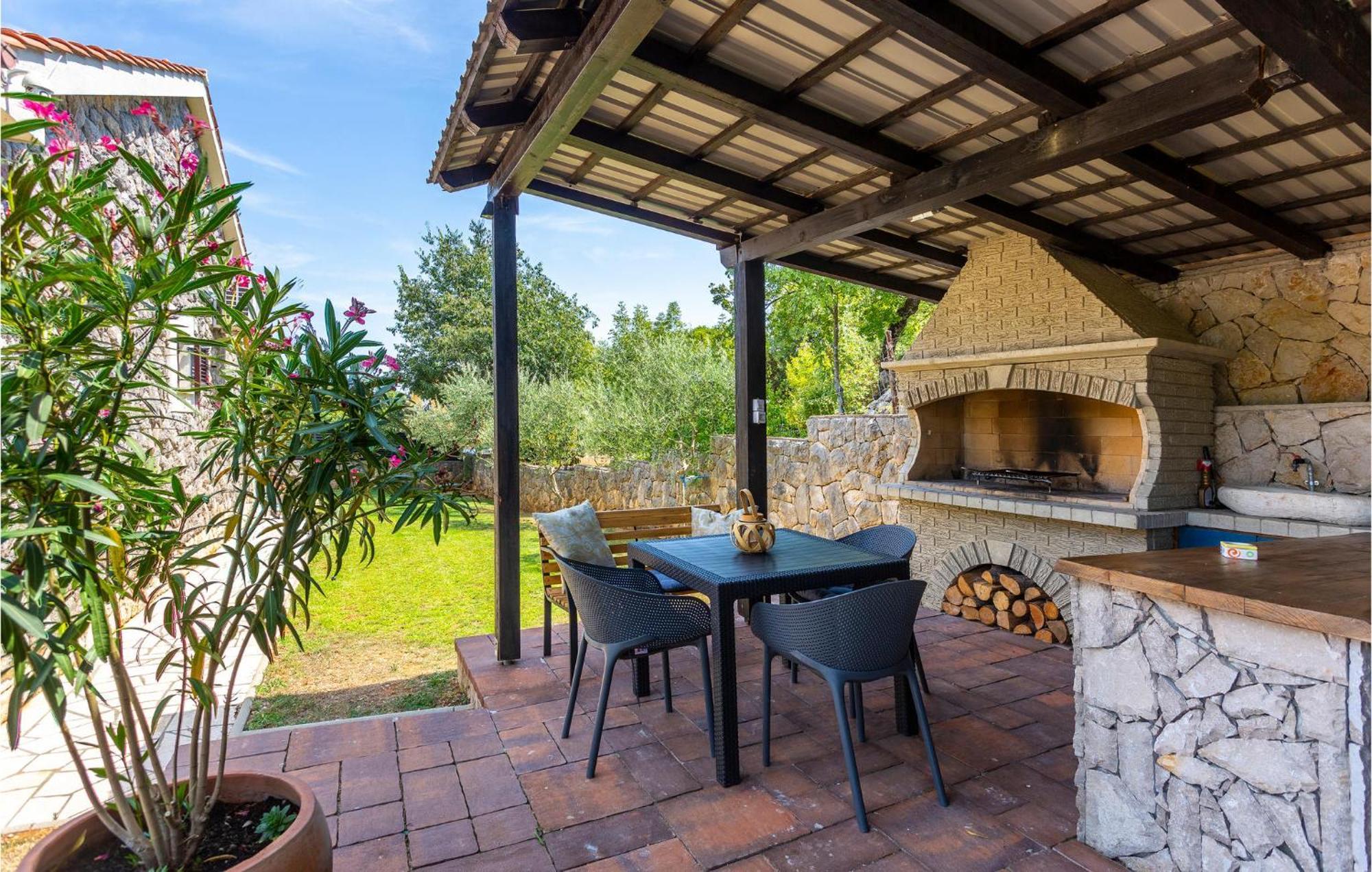 Nice Home In Lakmartin With Outdoor Swimming Pool Екстер'єр фото